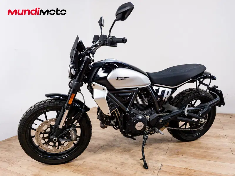 Ducati Scrambler 800 Icon Dark (2025 - 26) (8)