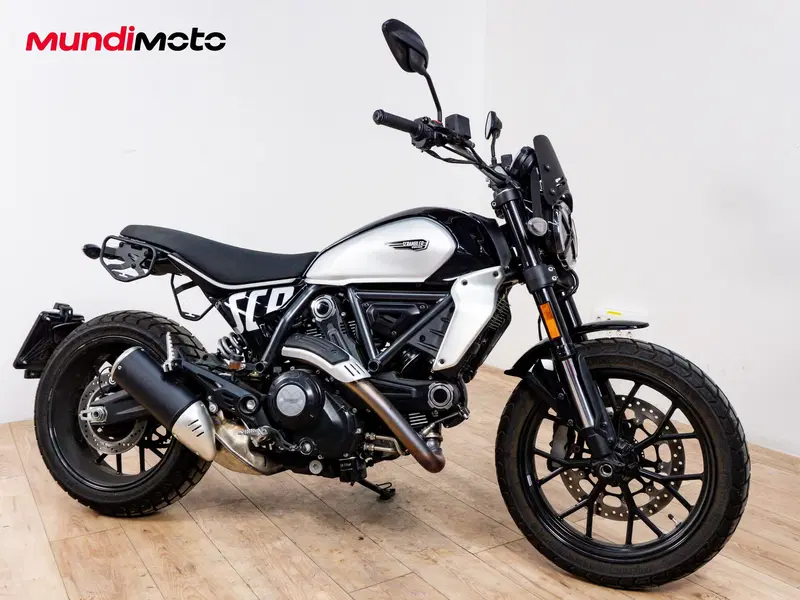 Ducati Scrambler 800 Icon Dark (2025 - 26) (2)