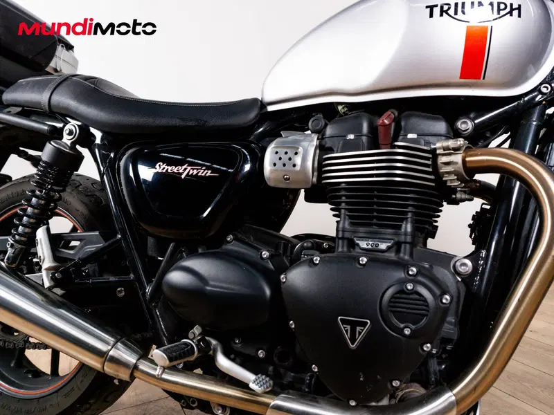 Triumph Street Twin 900 (2017 - 18) (5)