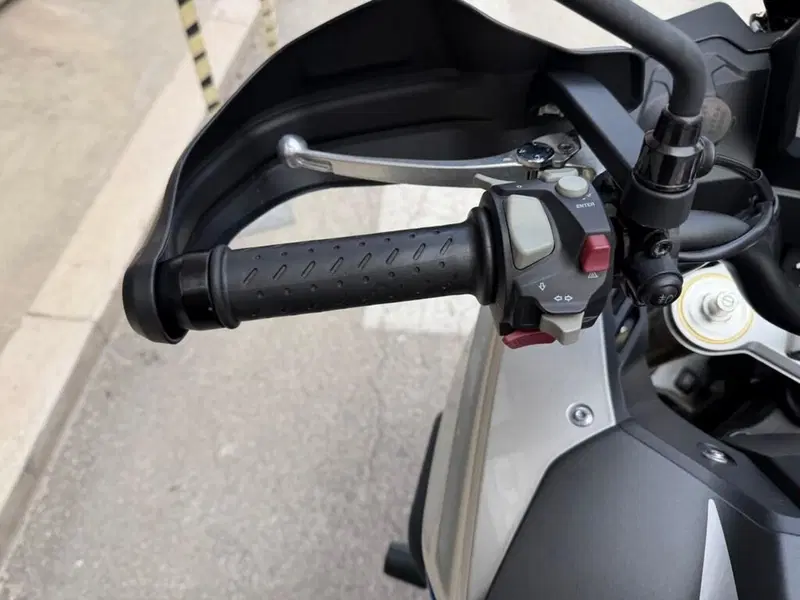 Voge Valico 525DSX (2023 - 26) (9)