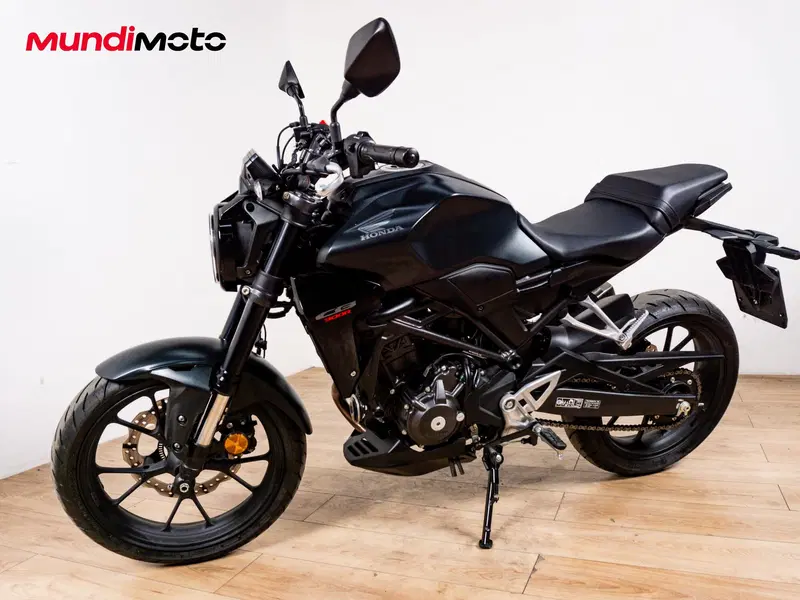 Honda CB 300 R (2022 - 26) (8)