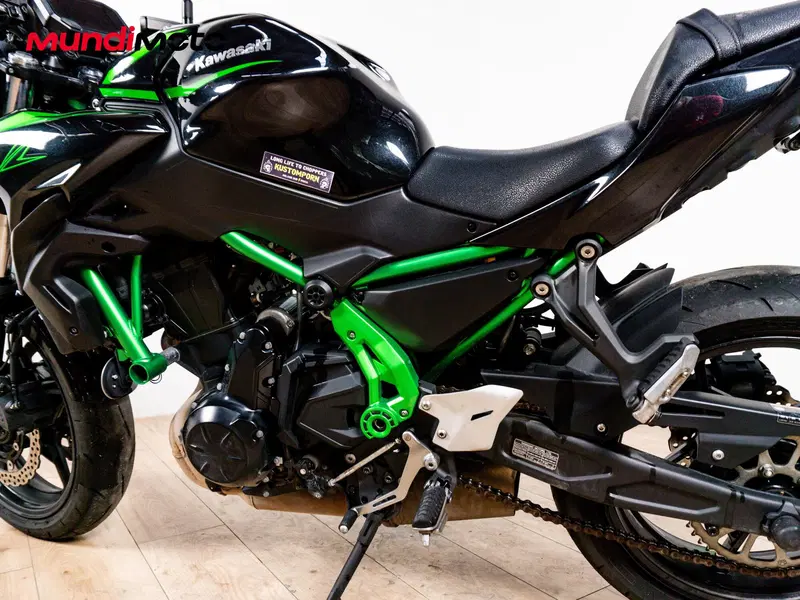 Kawasaki Z 650 Sport (2025 - 26) (10)