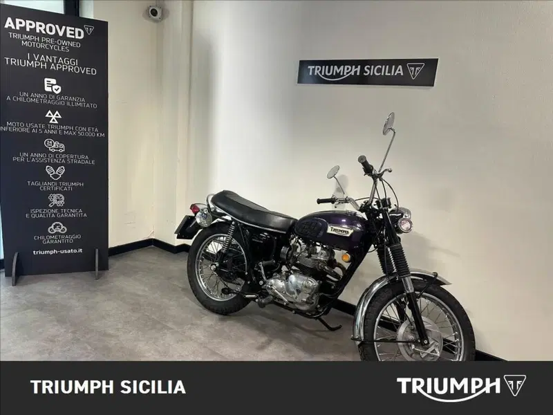 Triumph Trophy 900 (2)