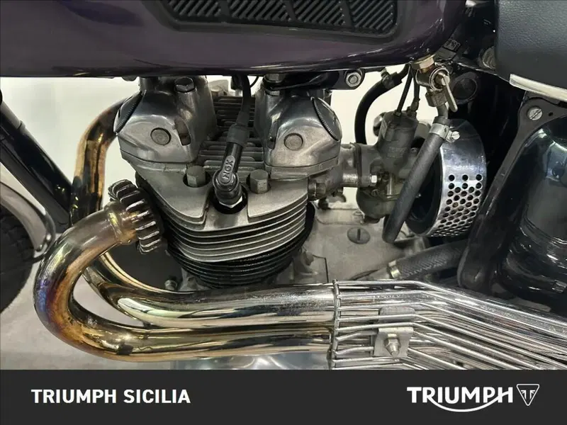 Triumph Trophy 900 (7)