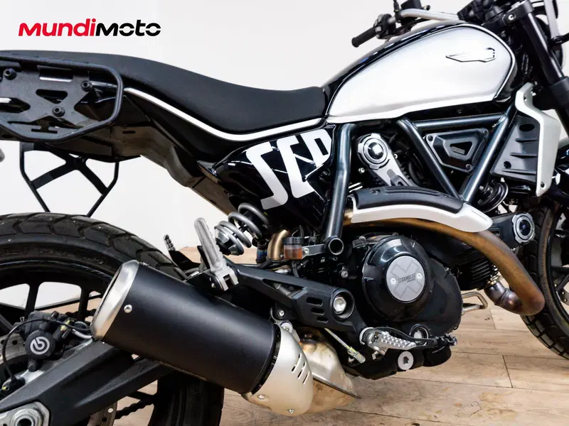 Ducati Scrambler 800 Icon Dark (2025 - 26) (3)