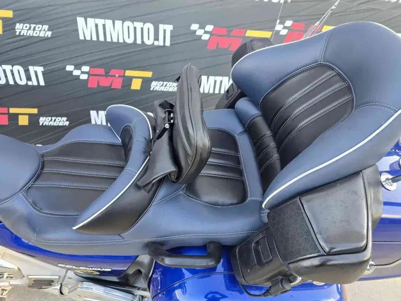 Honda GL 1800 Gold Wing (2000 - 05) (12)