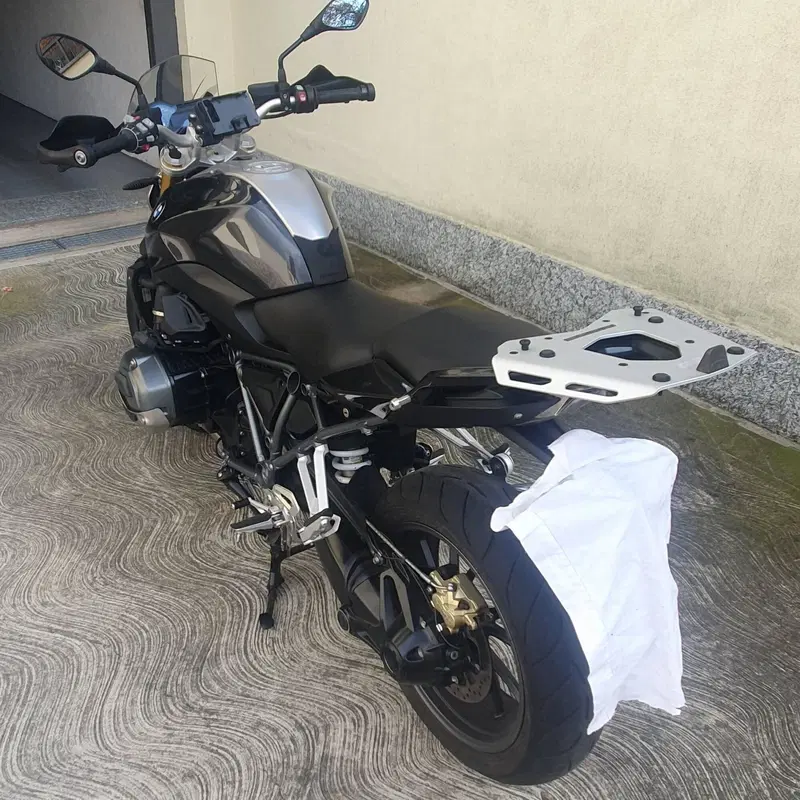 Bmw R 1200 R (2015 - 16) (2)
