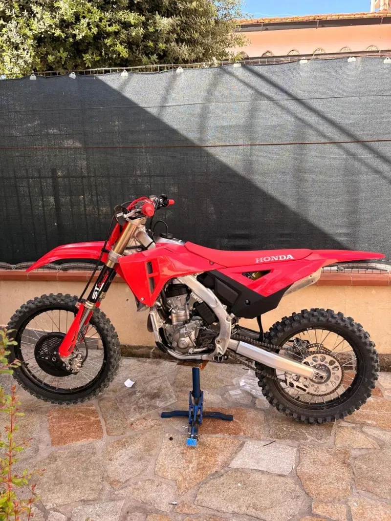 Honda CRF 250R (2023) (4)