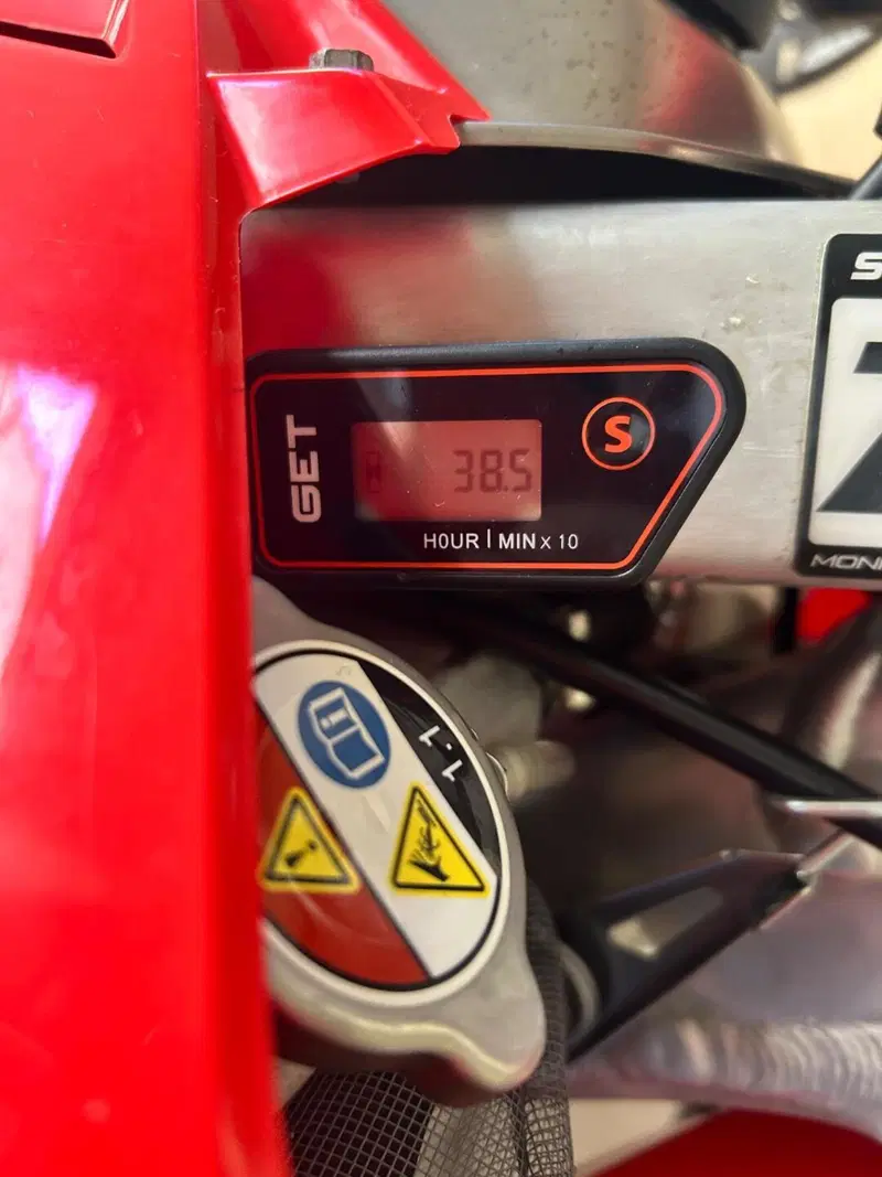 Honda CRF 250R (2023) (6)