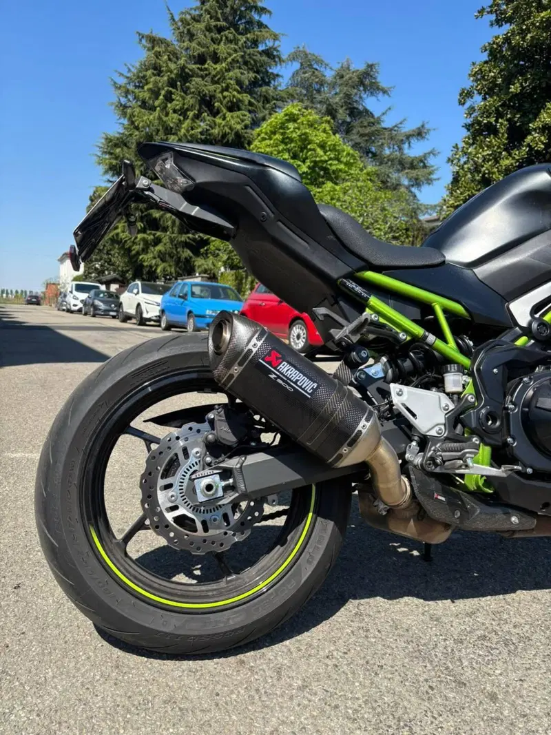 Kawasaki Z 900 Performance (2021 - 24) (3)
