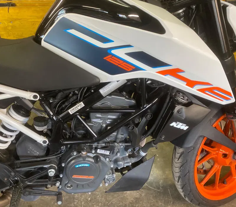 KTM 125 Duke (2021 - 23) (2)