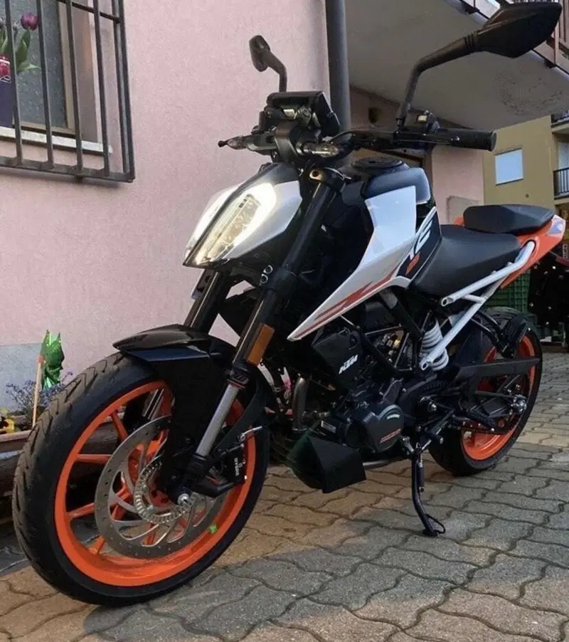 KTM 125 Duke (2021 - 23) (14)
