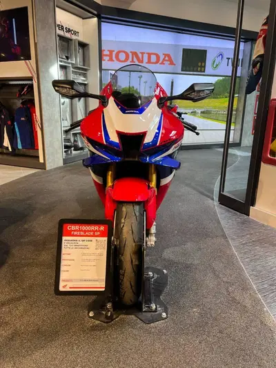 Honda CBR 1000 RR-R Fireblade SP (2024 - 26) nuova