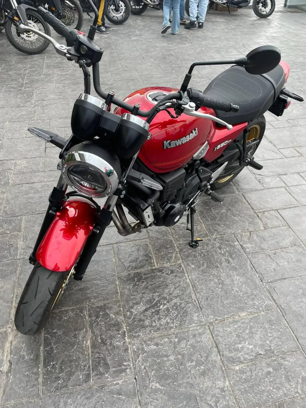 Kawasaki Z 650 RS (2022 - 24) (5)