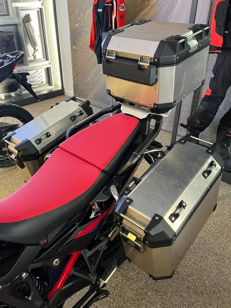 Honda Africa Twin CRF 1100L ES DCT (2024 - 26) (5)