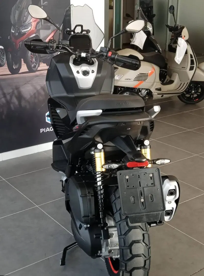 Aprilia SR GT 400 (2026) (7)