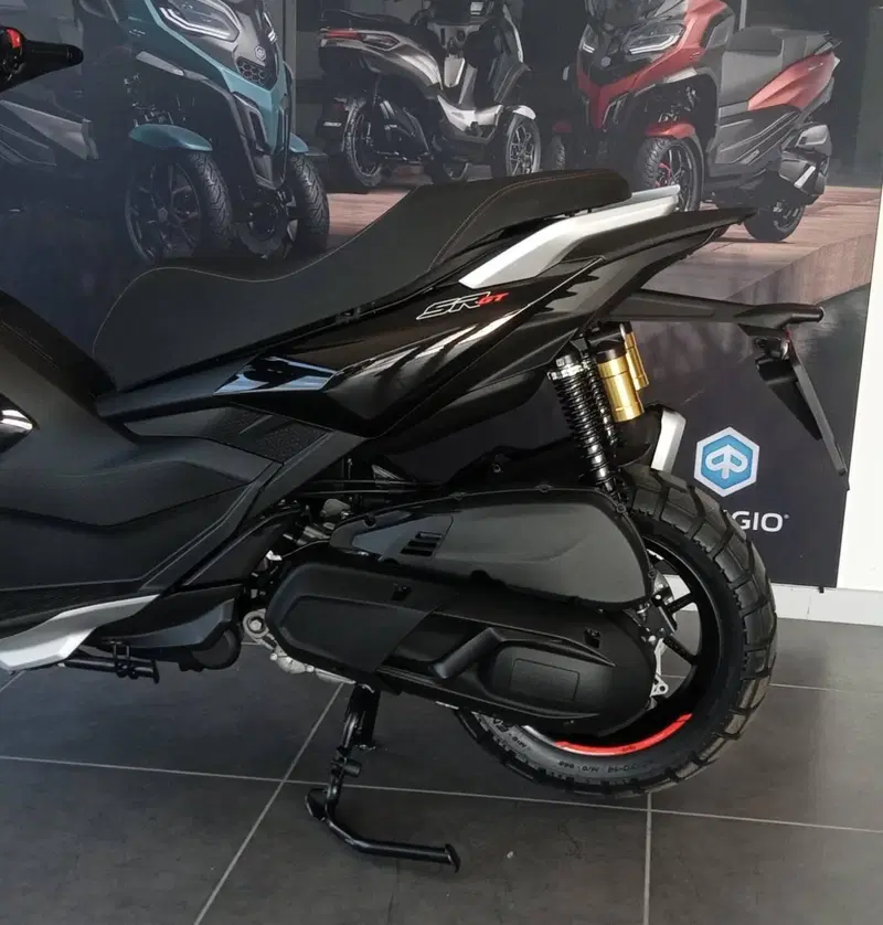 Aprilia SR GT 400 (2026) (14)