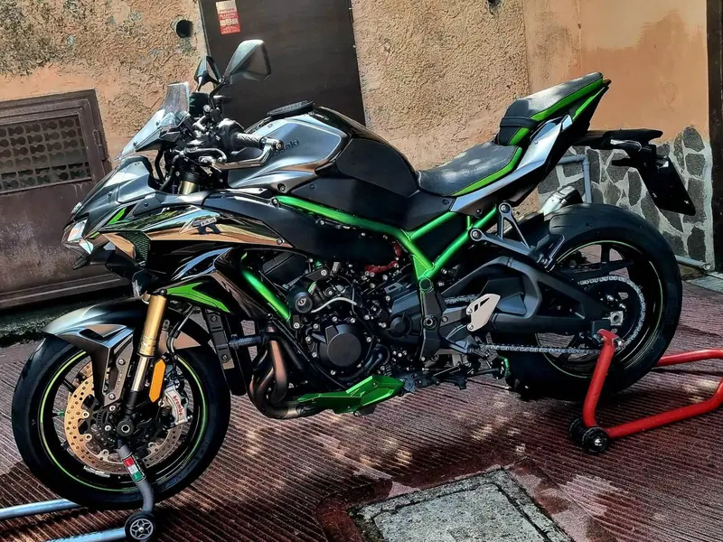 Kawasaki Z H2 SE Performance (2022 - 24) (3)