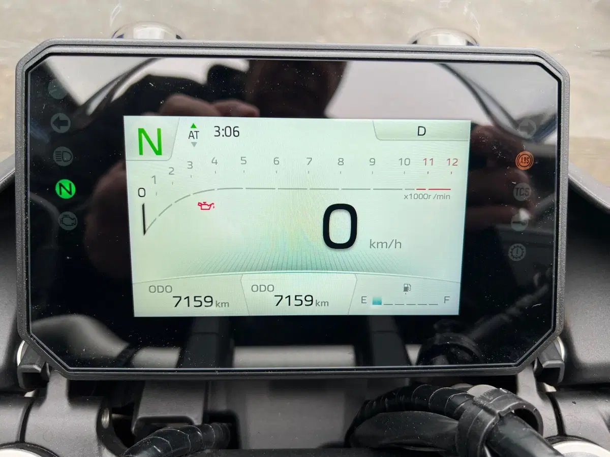 Yamaha MT-07 Y-AMT (2025 - 26) (5)