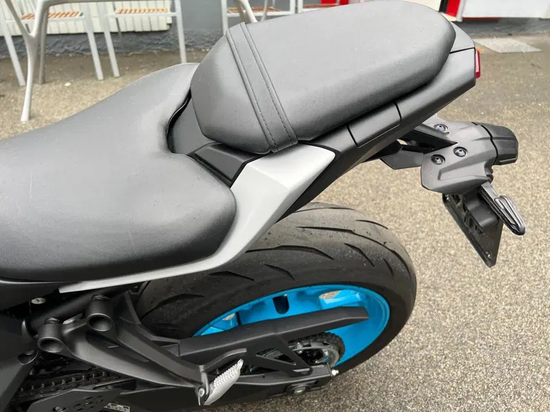 Yamaha MT-07 Y-AMT (2025 - 26) (7)