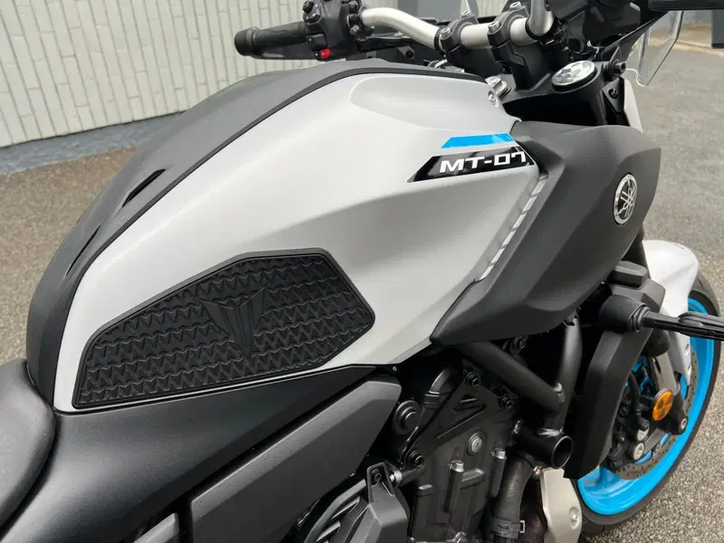 Yamaha MT-07 Y-AMT (2025 - 26) (8)
