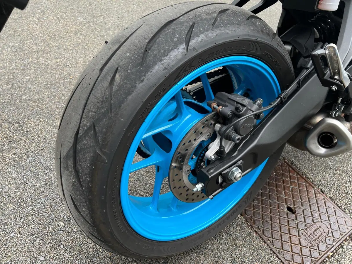 Yamaha MT-07 Y-AMT (2025 - 26) (18)