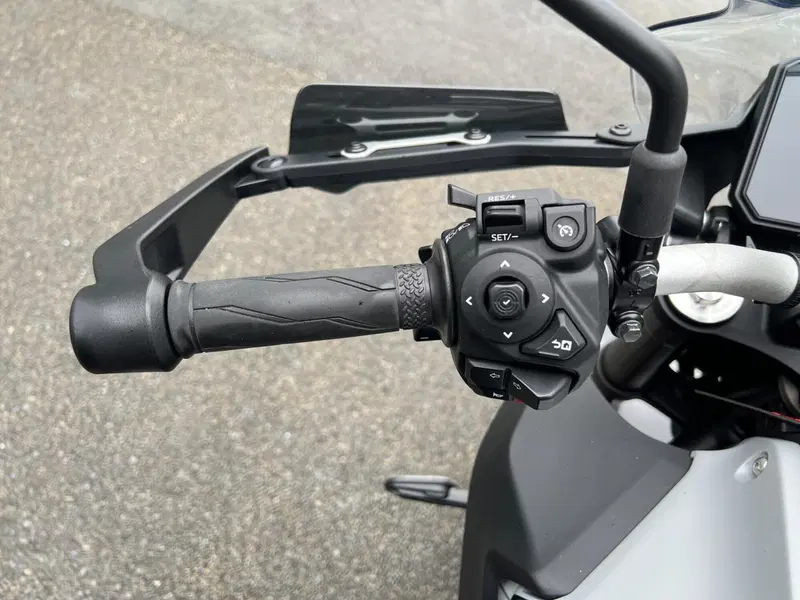 Yamaha MT-07 Y-AMT (2025 - 26) (13)