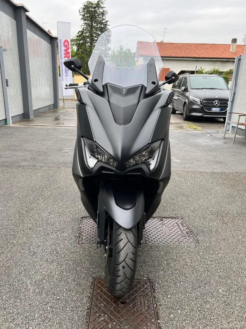 Yamaha T-Max 560 (2020 - 21) (3)
