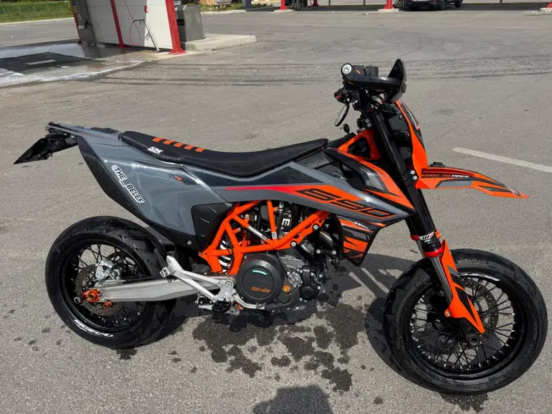 KTM 690 SMC R (2021 - 22)