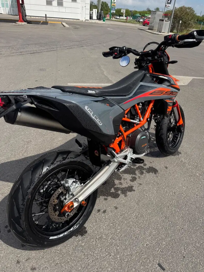 KTM 690 SMC R (2021 - 22) (3)