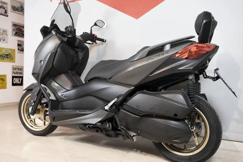 Yamaha X-Max 300 Tech Max (2021 - 24) (4)