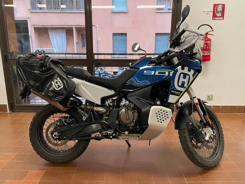 Husqvarna Norden 901 Expedition (2023 - 24) (2)