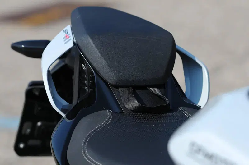 CFMOTO 675SR-R (2025 - 26) (8)