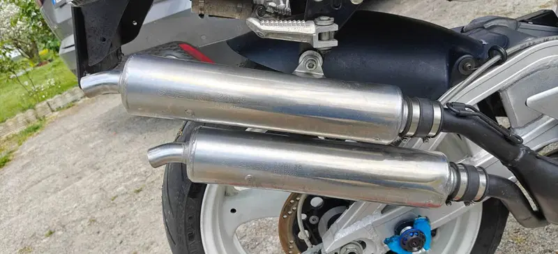 Suzuki RG 250 Gamma (1989 - 93) (7)