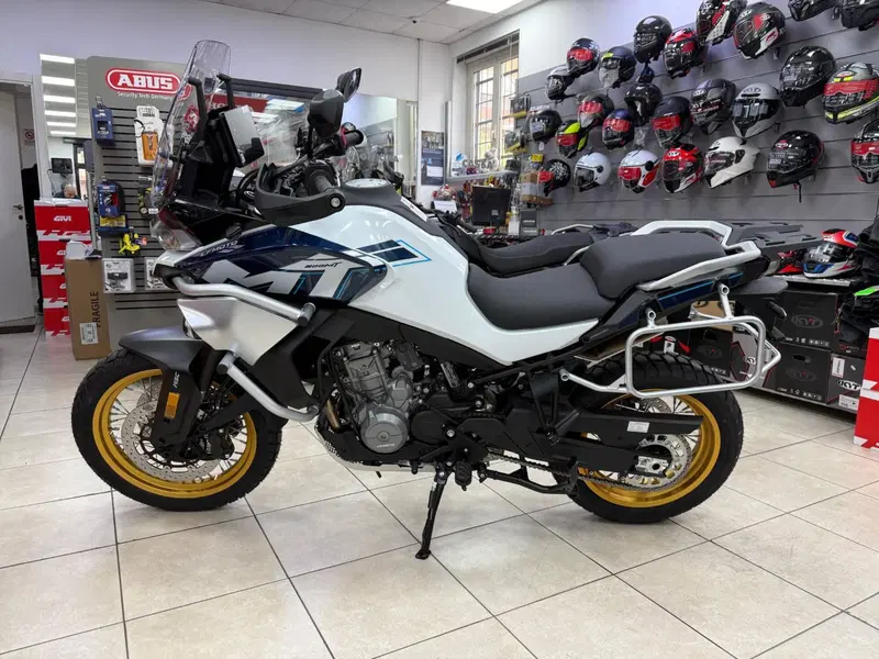 CFMOTO 800MT Explore (2023 - 26) (7)