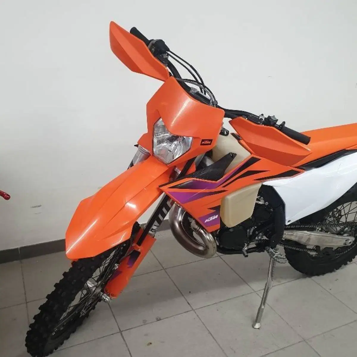KTM 250 EXC TBI (2024) (2)