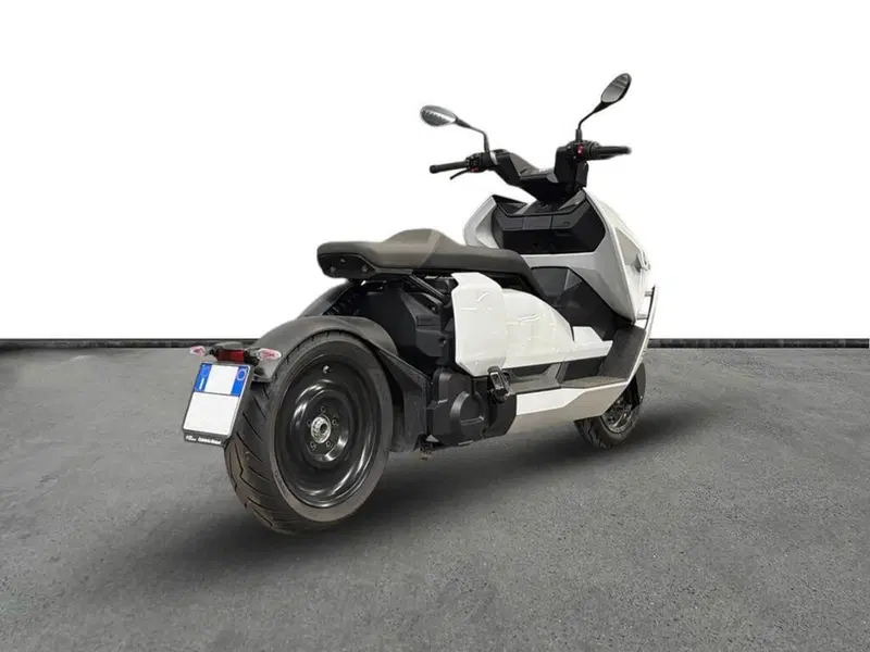 Bmw CE 04 (2021 - 25) (3)