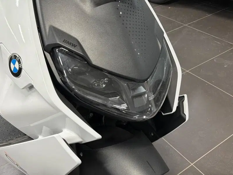 Bmw CE 04 (2021 - 25) (12)