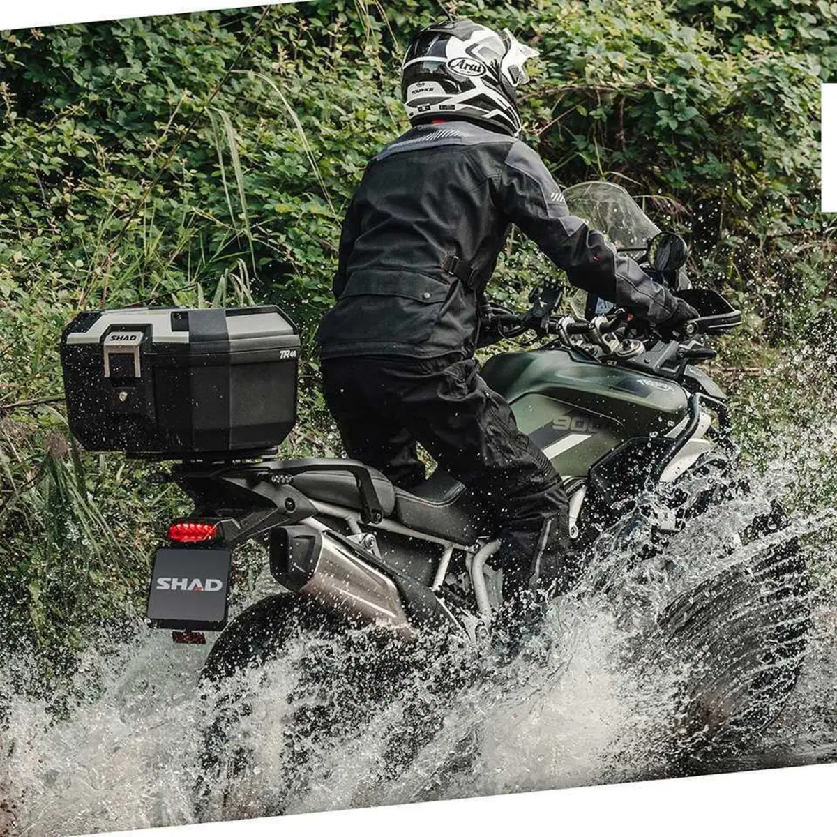 SHAD TR46: +5 litri di adventure nel bauletto Terra (9)