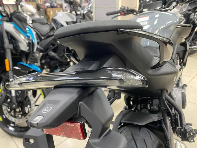 CFMOTO 675NK (2025 - 26) (8)