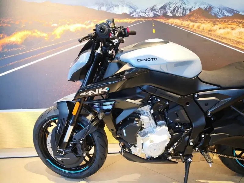 CFMOTO 675NK (2025 - 26) (10)