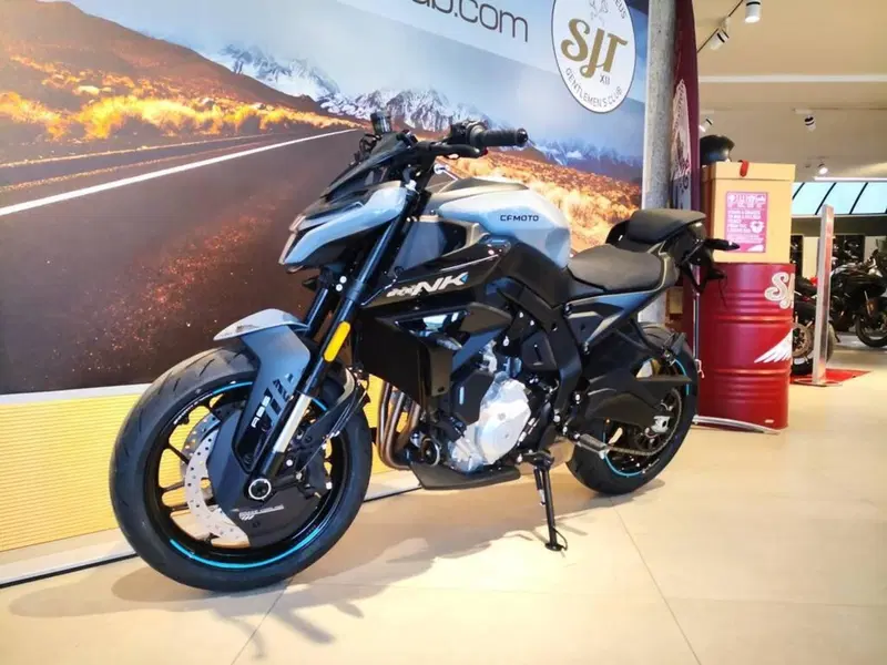CFMOTO 675NK (2025 - 26) (11)