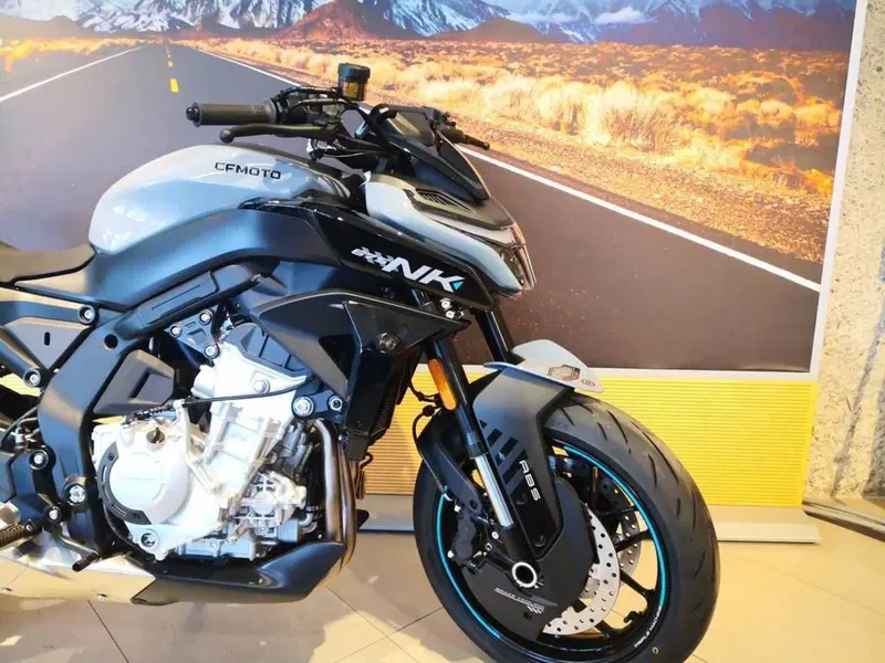 CFMOTO 675NK (2025 - 26) (4)