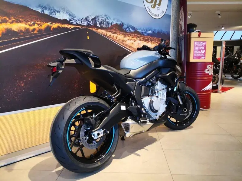 CFMOTO 675NK (2025 - 26) (6)