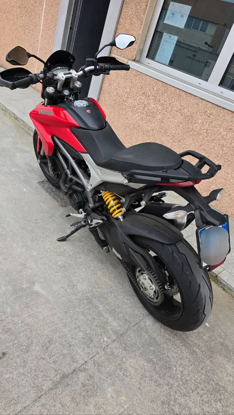 Ducati Hyperstrada 821 (2013 - 15) (3)