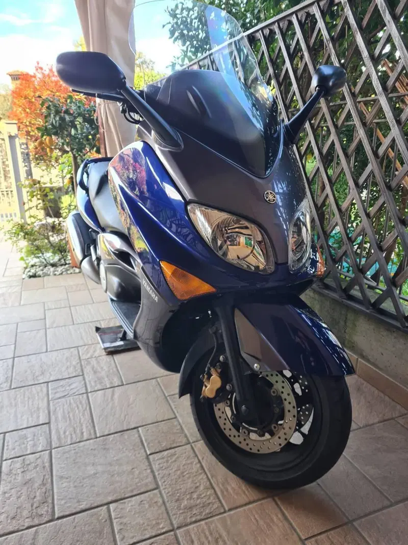 Yamaha T-Max 500 (2004 - 07) (2)