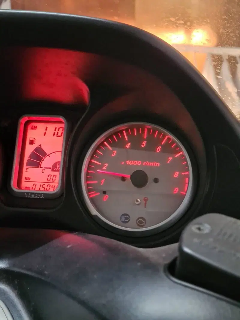 Yamaha T-Max 500 (2004 - 07) (5)