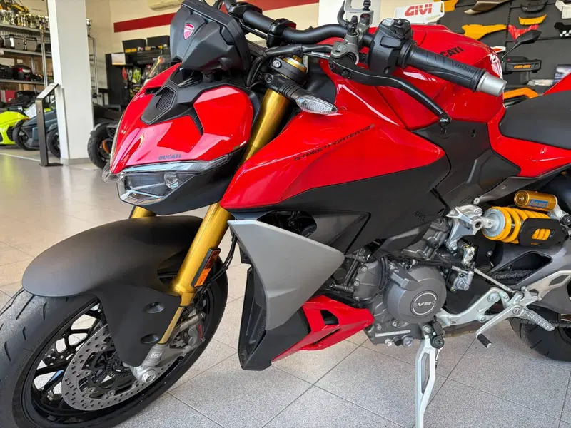 Ducati Streetfighter V2 S (2025 - 26) (6)