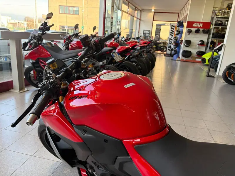 Ducati Streetfighter V2 S (2025 - 26) (7)