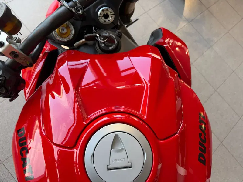 Ducati Streetfighter V2 S (2025 - 26) (8)